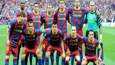 “4月1日，辽宁队喜忧交织：男篮卫冕冠军季后赛前景不明朗”